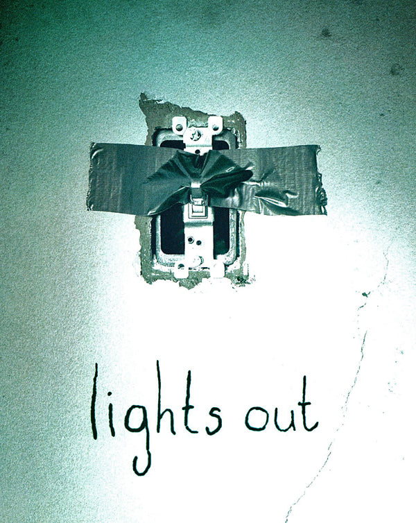 Lights Out (2016) [MA HD]